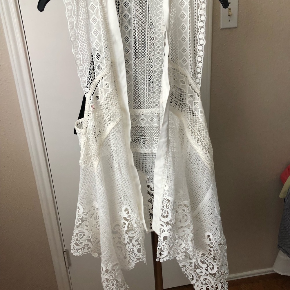 Lace Shaw